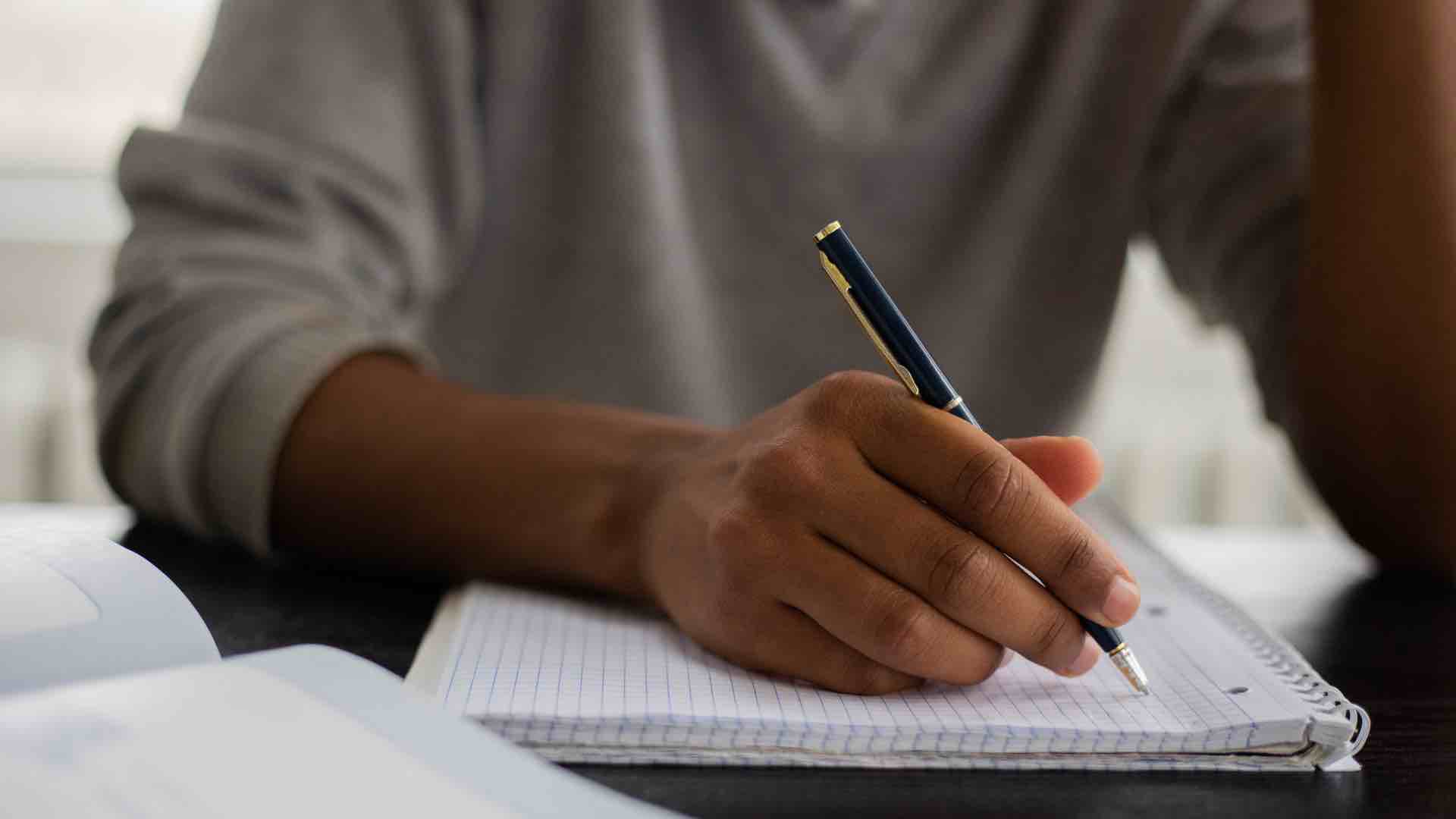 The One-Page Resume Myth: When You Should (and Shouldn’t) Break the Rule
